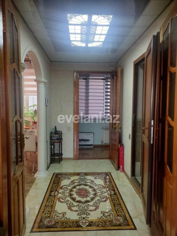 Satılır, köhnə tikili, 4 otaqlı, 120 m², Elmlər Akademiyası m.