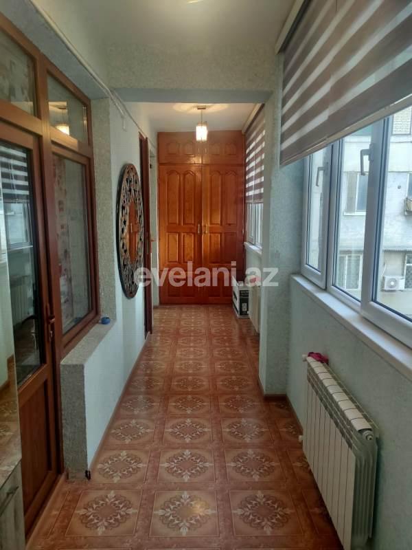 Satılır, köhnə tikili, 4 otaqlı, 120 m², Elmlər Akademiyası m.