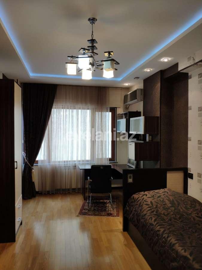 Satılır, yeni tikili, 4 otaqlı, 216 m², Şah İsmayıl Xətai m.