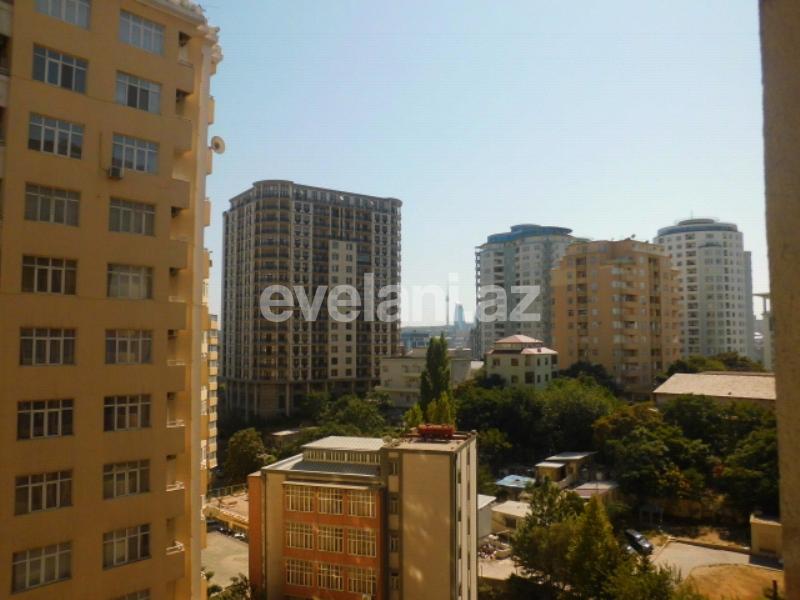 Satılır, yeni tikili, 3 otaqlı, 174 m², 28 may m.