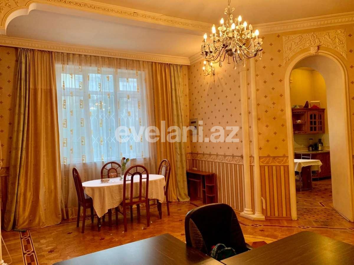 Satılır, köhnə tikili, 4 otaqlı, 156 m², Sahil m.