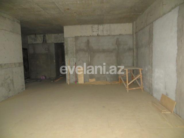 Satılır, yeni tikili, 3 otaqlı, 214 m², 28 may m.