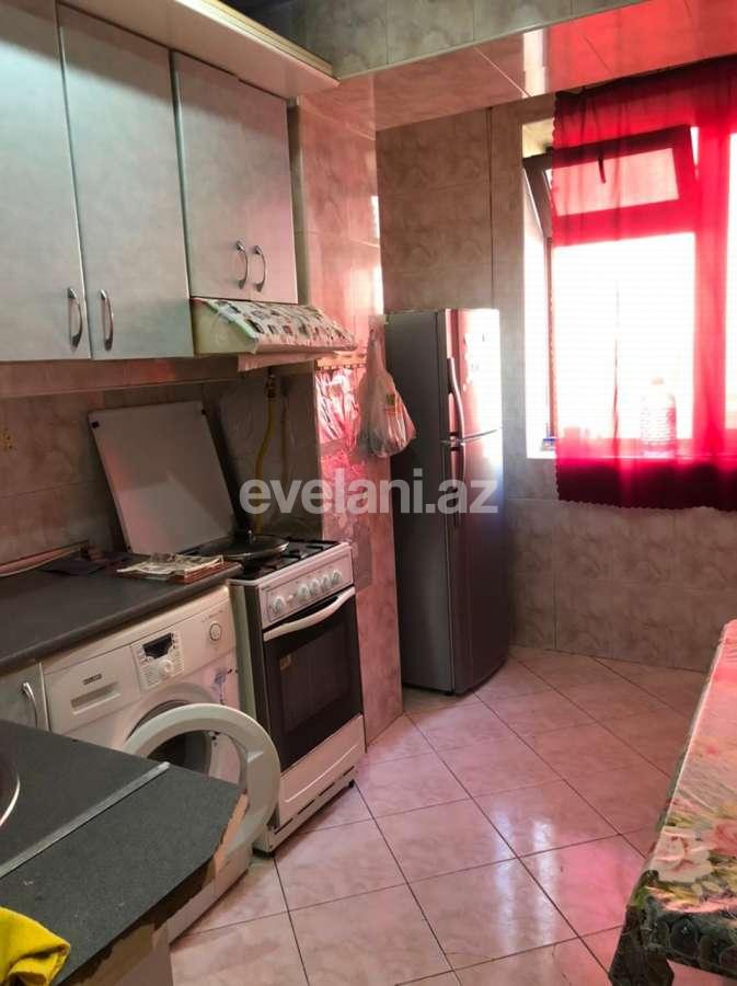 Rent, old building, 3 room, 80 m², Elmlar Akademiyası m.