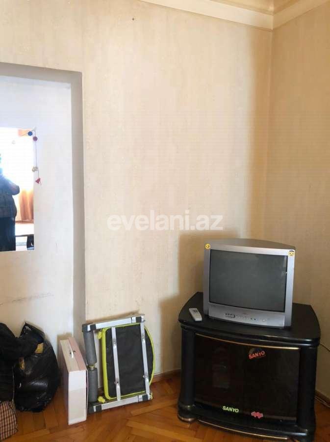 Rent, old building, 3 room, 80 m², Elmlar Akademiyası m.