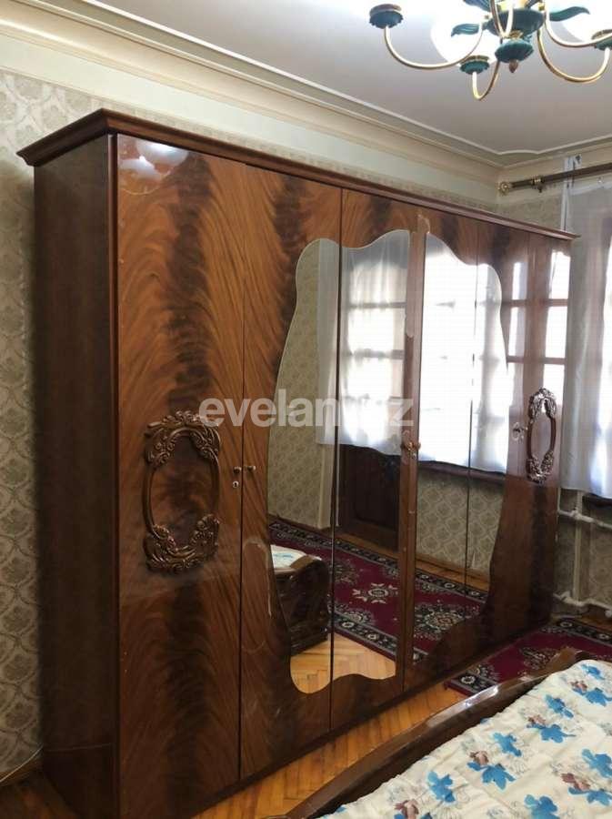 Rent, old building, 3 room, 80 m², Elmlar Akademiyası m.