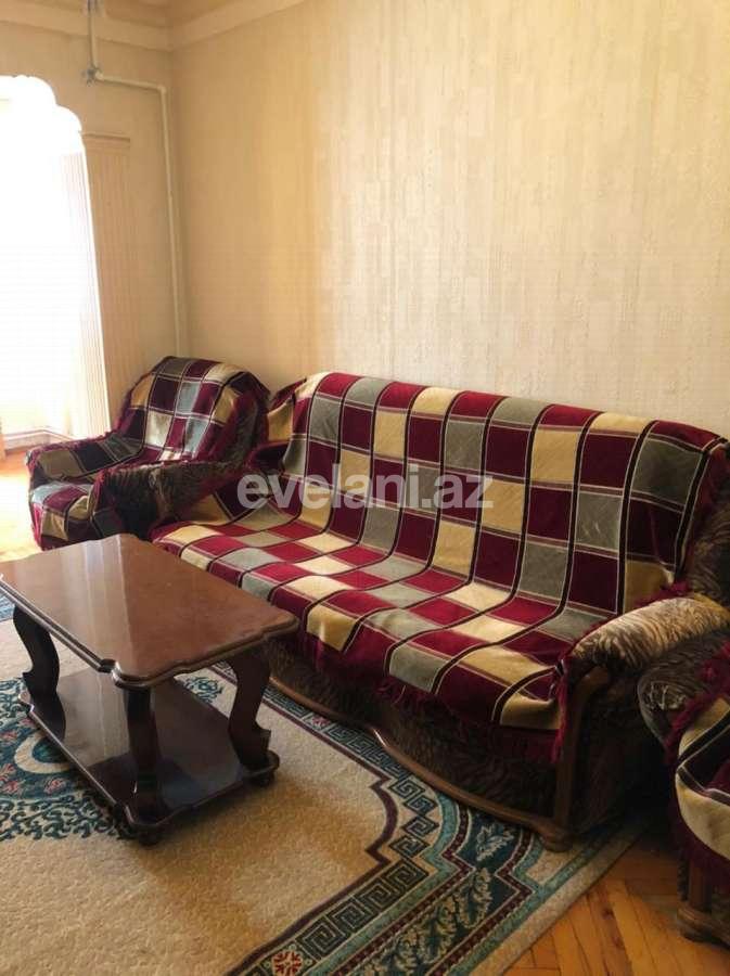 Rent, old building, 3 room, 80 m², Elmlar Akademiyası m.