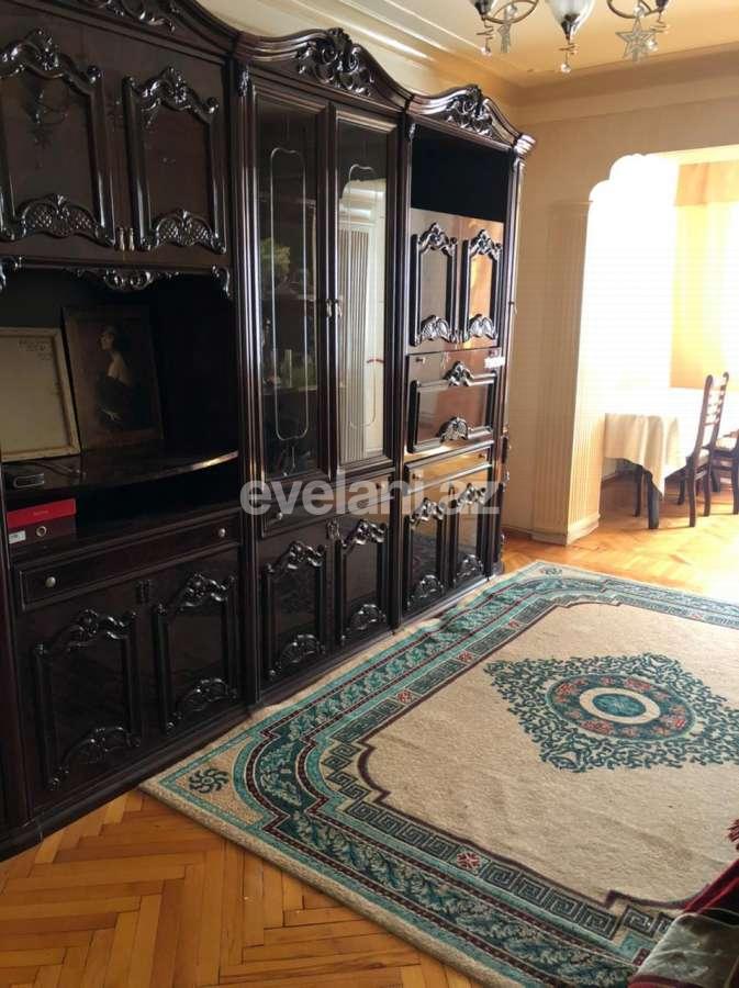 Rent, old building, 3 room, 80 m², Elmlar Akademiyası m.