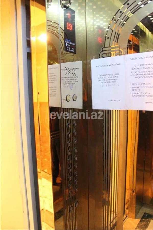 Satılır, yeni tikili, 2 otaqlı, 90 m², İnşaatçılar m.