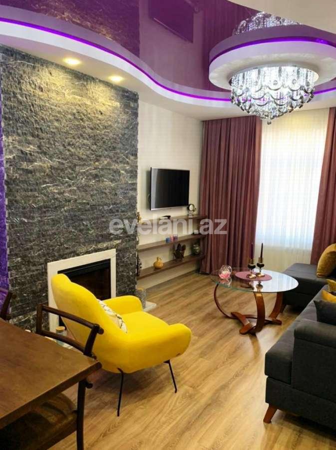 Продаётся, вторичка, 3-комнаты, 70 m², Бакиханова p.