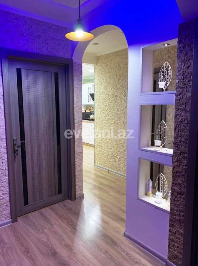 Продаётся, вторичка, 3-комнаты, 70 m², Бакиханова p.