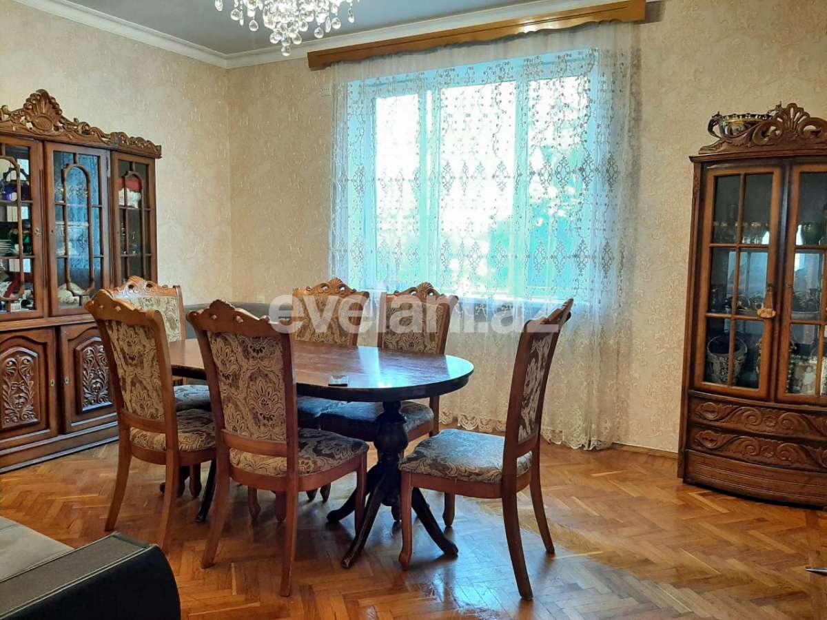 Satılır, köhnə tikili, 2 otaqlı, 45 m², 28 may m.