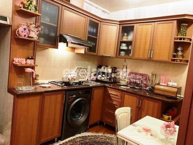 Продаётся, вторичка, 3-комнаты, 70 m², Бакиханова p.