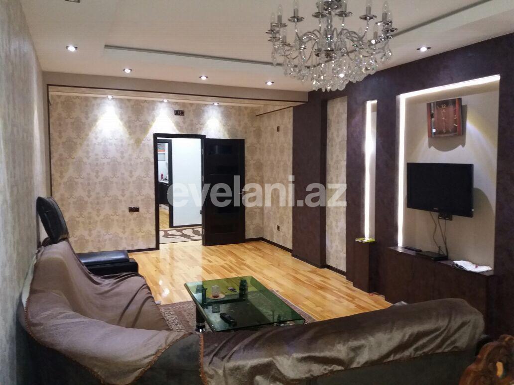 Satılır, yeni tikili, 3 otaqlı, 134 m², İnşaatçılar m.