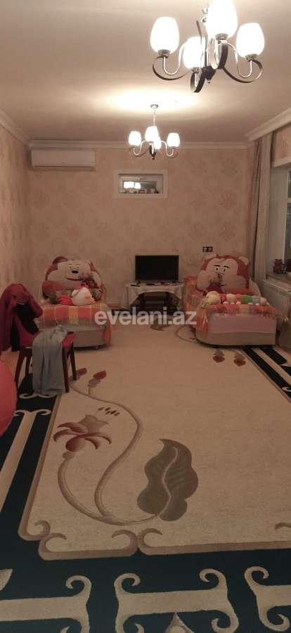 Satılır, həyət evi / bağ, 4 otaqlı, 200 m², Qala q.