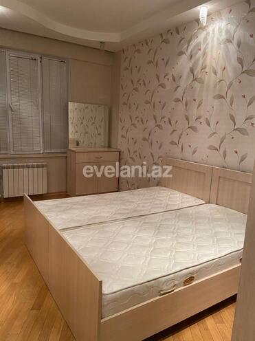 Kirayə verilir, yeni tikili, 2 otaqlı, 100 m², 9-cu mikrorayon q.