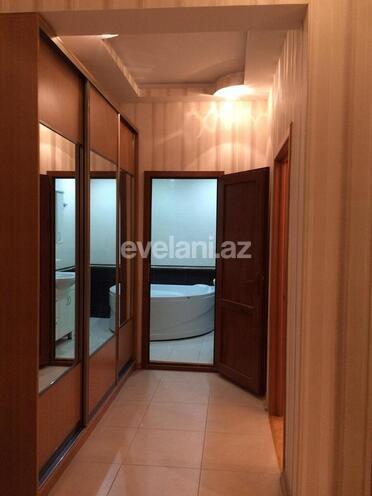 Kirayə verilir, yeni tikili, 2 otaqlı, 100 m², 9-cu mikrorayon q.