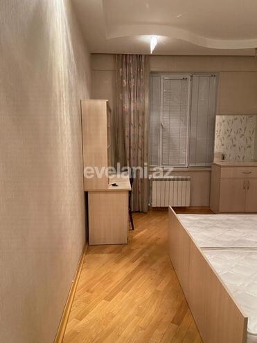 Kirayə verilir, yeni tikili, 2 otaqlı, 100 m², 9-cu mikrorayon q.