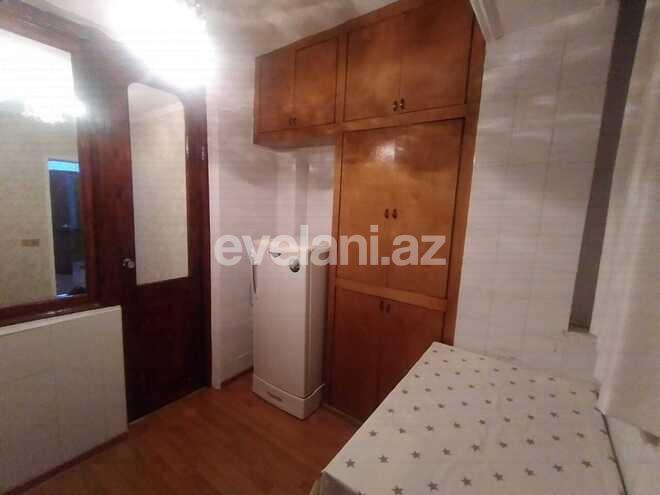 Продаётся, вторичка, 3-комнаты, 70 m², Бакиханова p.