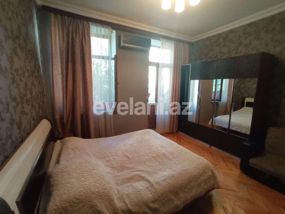Satılır, köhnə tikili, 2 otaqlı, 56 m², Elmlər Akademiyası m.
