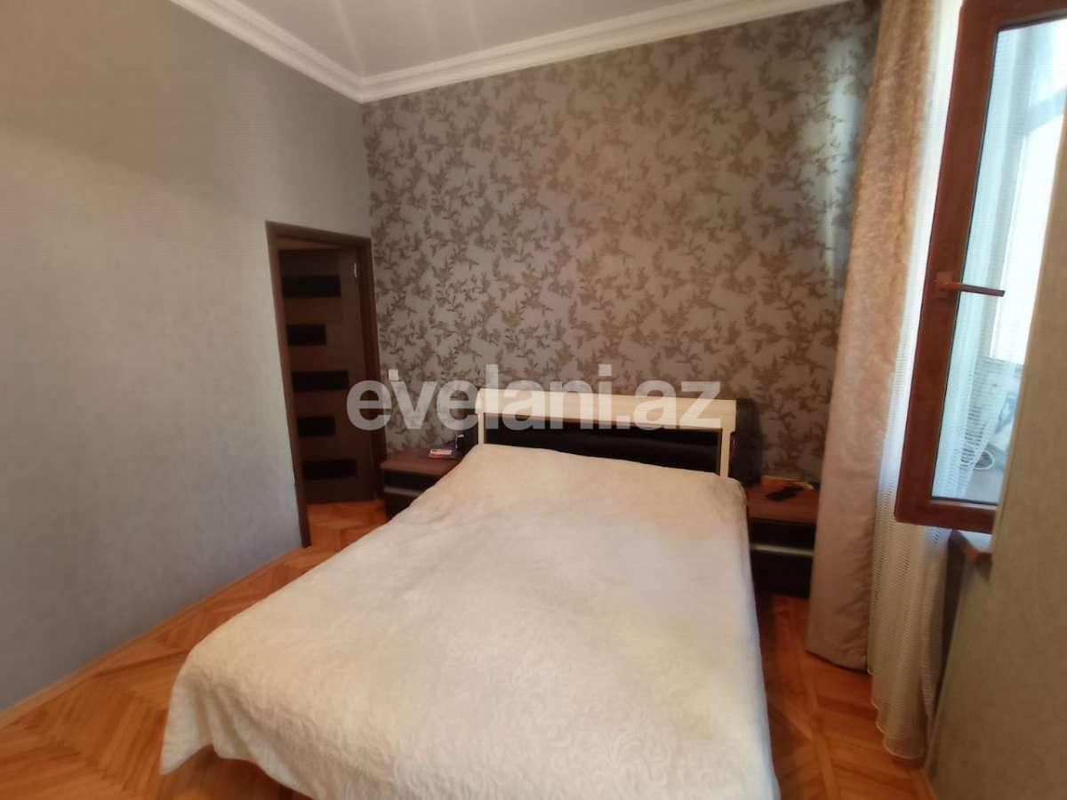 Satılır, köhnə tikili, 2 otaqlı, 56 m², Elmlər Akademiyası m.
