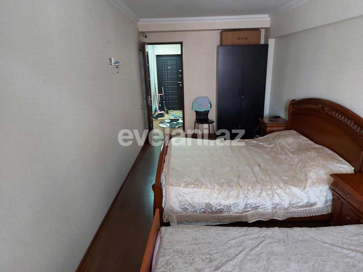 Sale, old building, 2 room, 55 m², Elmlar Akademiyası m.