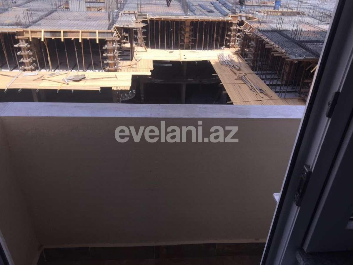 Satılır, yeni tikili, 2 otaqlı, 57 m², İnşaatçılar m.