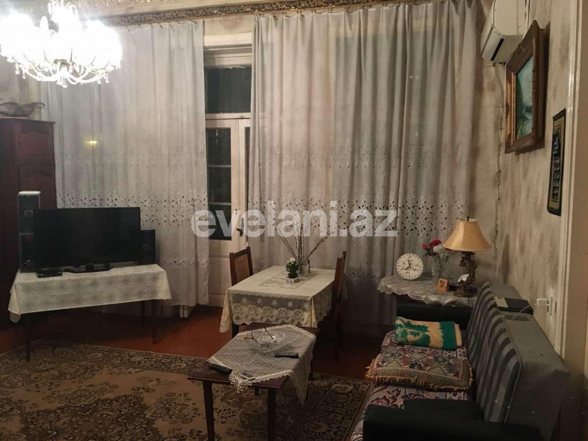 Satılır, köhnə tikili, 6 otaqlı, 144 m², 28 may m.