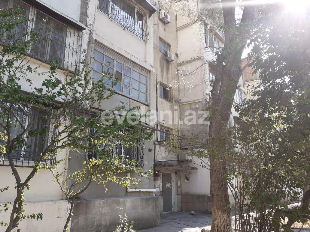 Kirayə verilir, köhnə tikili, 2 otaqlı, 50 m², Elmlər Akademiyası m.