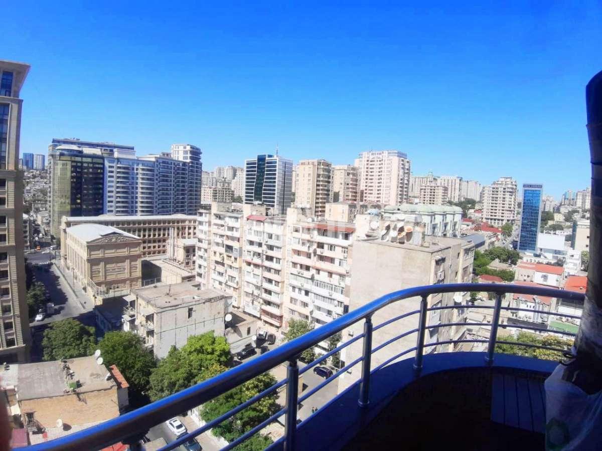 Satılır, yeni tikili, 4 otaqlı, 176 m², Nizami m.