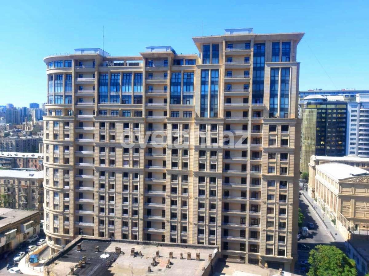 Satılır, yeni tikili, 4 otaqlı, 176 m², Nizami m.