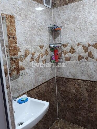 Rent, old building, 2 room, 65 m², Khalglar Doslugu m.
