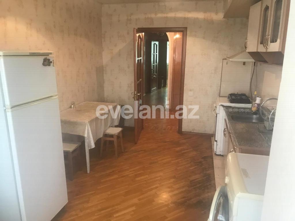 Rent, old building, 2 room, 60 m², Elmlar Akademiyası m.