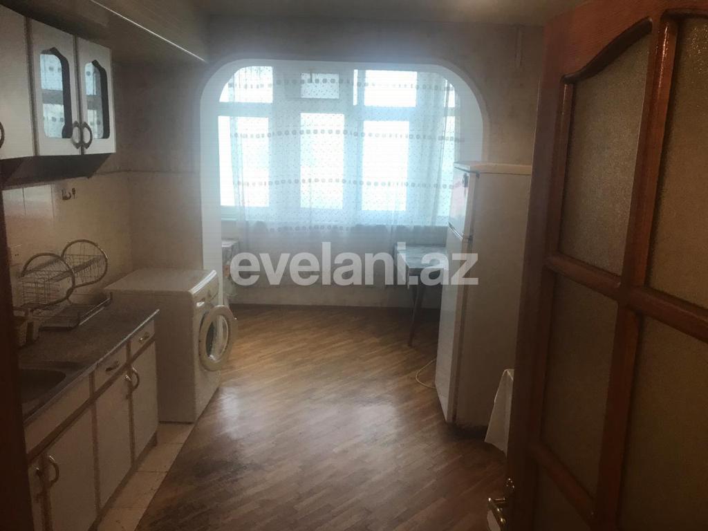 Rent, old building, 2 room, 60 m², Elmlar Akademiyası m.