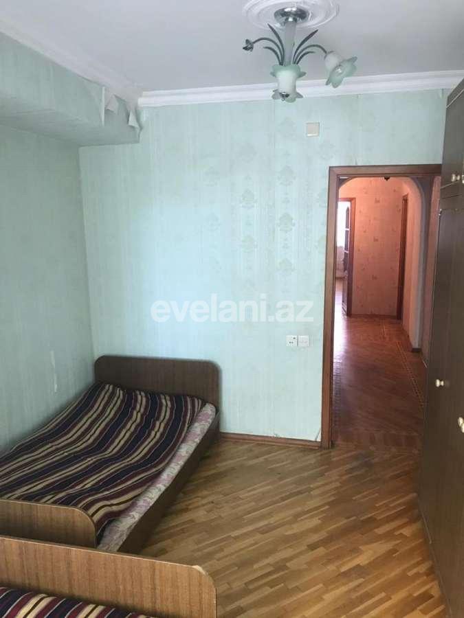 Rent, old building, 2 room, 60 m², Elmlar Akademiyası m.