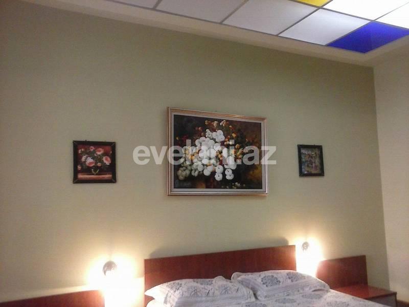 Rent, old building, 3 room, 120 m², Sabail r.