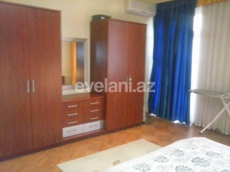 Rent, old building, 3 room, 120 m², Sabail r.