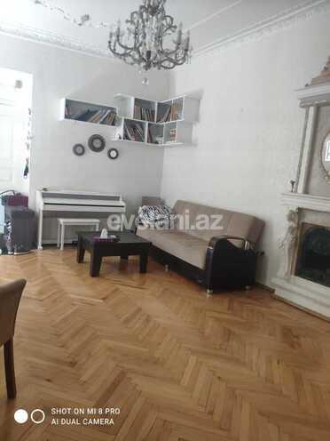 Kirayə verilir, köhnə tikili, 2 otaqlı, 68 m², İçəri Şəhər m.