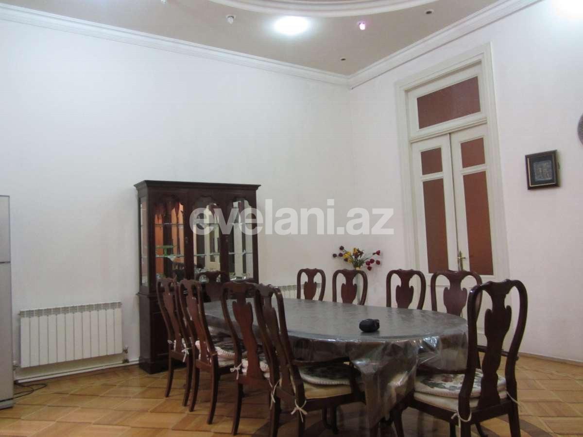 Продаётся, вторичка, 13-комнаты, 370 m², Сахил m.