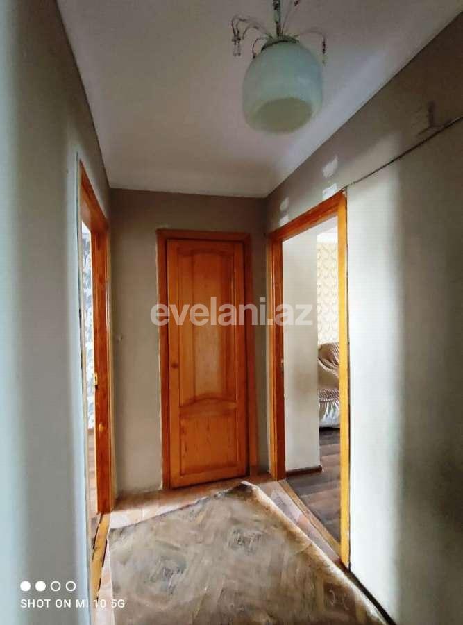 Sale, old building, 2 room, 60 m², Bakikhanov d.