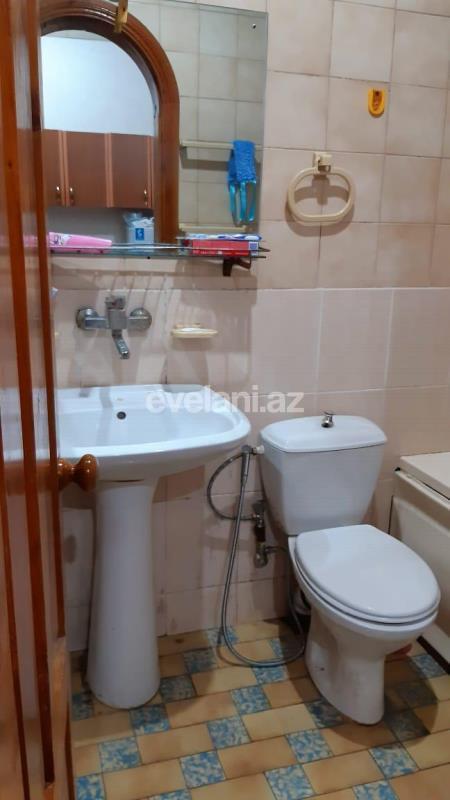 Satılır, köhnə tikili, 2 otaqlı, 55 m², 28 may m.