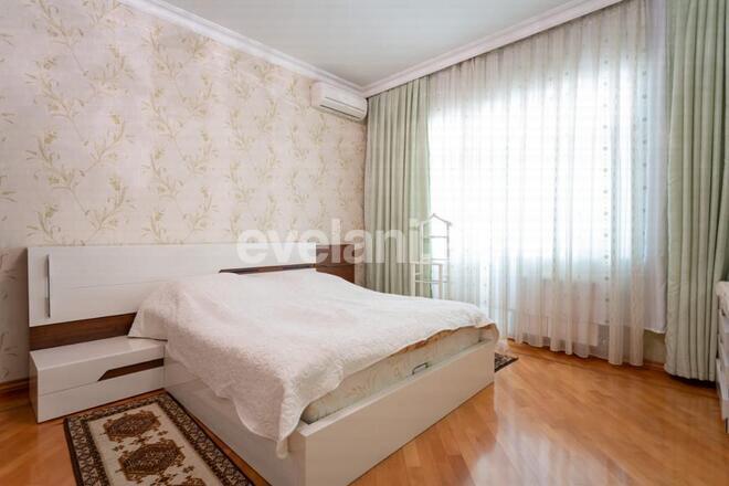 Продаётся, вилла, 9-комнаты, 600 m², Бакиханова p.