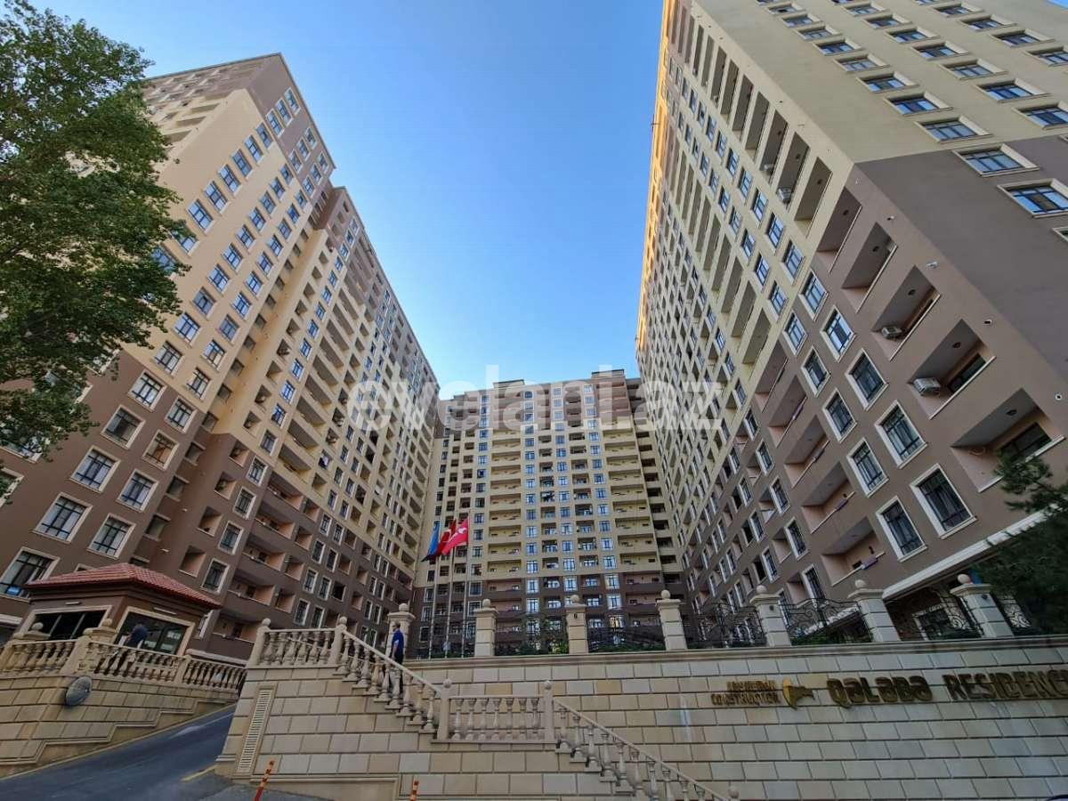 Satılır, yeni tikili, 3 otaqlı, 90 m², İnşaatçılar m.