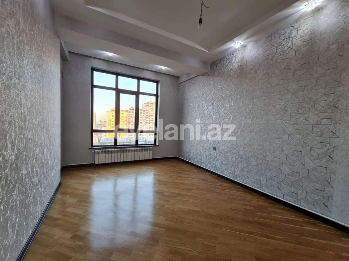 Satılır, yeni tikili, 3 otaqlı, 90 m², İnşaatçılar m.