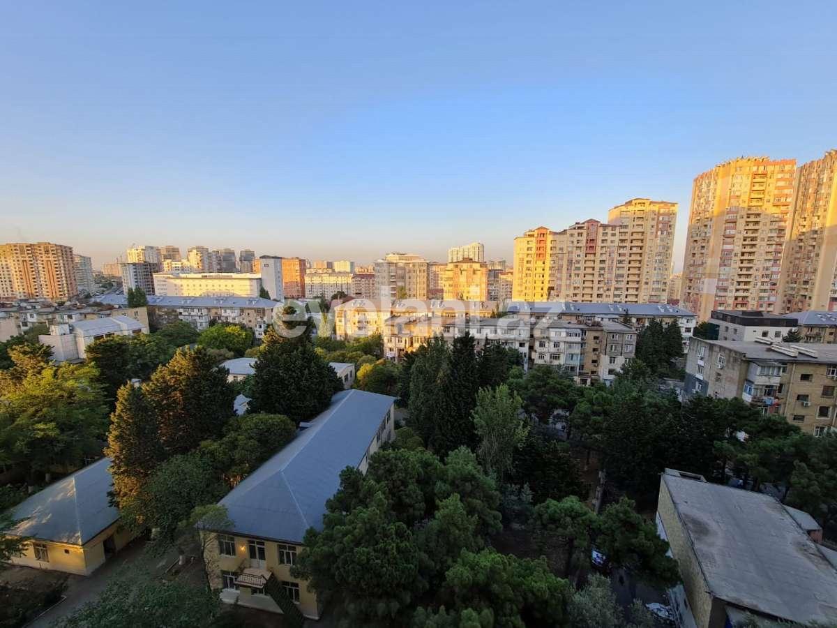 Satılır, yeni tikili, 3 otaqlı, 90 m², İnşaatçılar m.