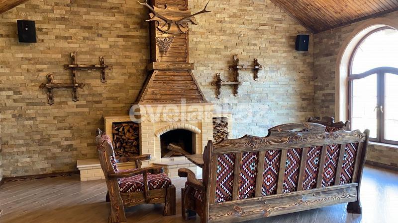 Satılır, villa, 7 otaqlı, 700 m², Saray q.