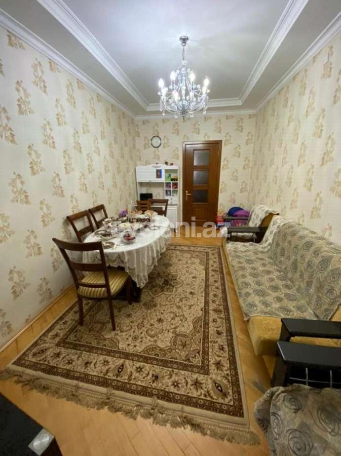 Sale, old building, 2 room, 60 m², Elmlar Akademiyası m.