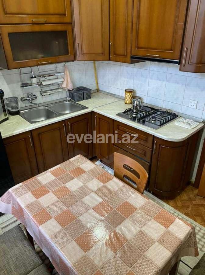 Sale, old building, 2 room, 60 m², Elmlar Akademiyası m.