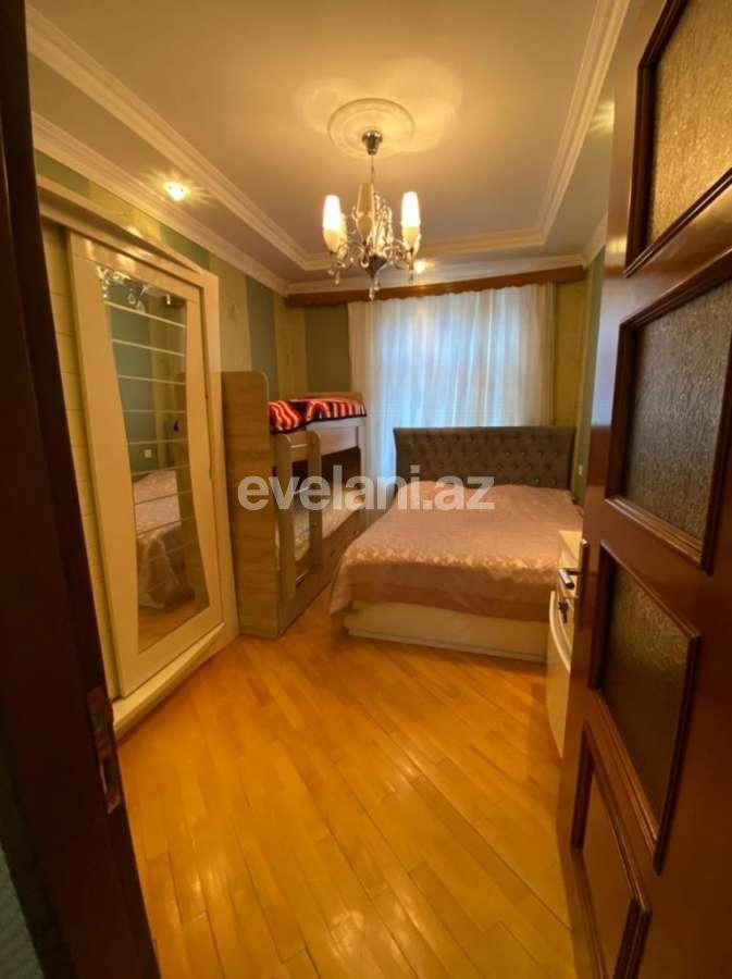 Sale, old building, 2 room, 60 m², Elmlar Akademiyası m.