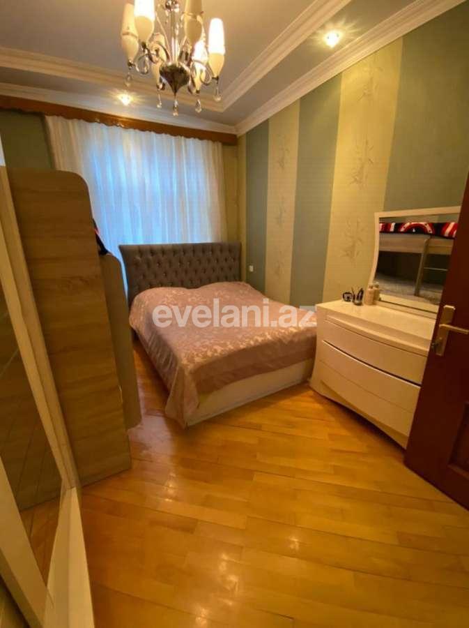 Sale, old building, 2 room, 60 m², Elmlar Akademiyası m.