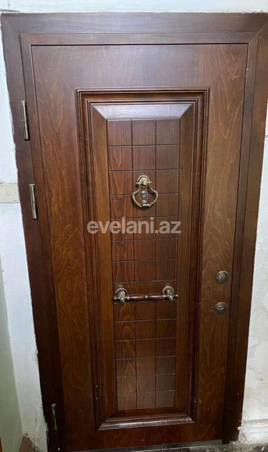 Sale, old building, 2 room, 60 m², Elmlar Akademiyası m.